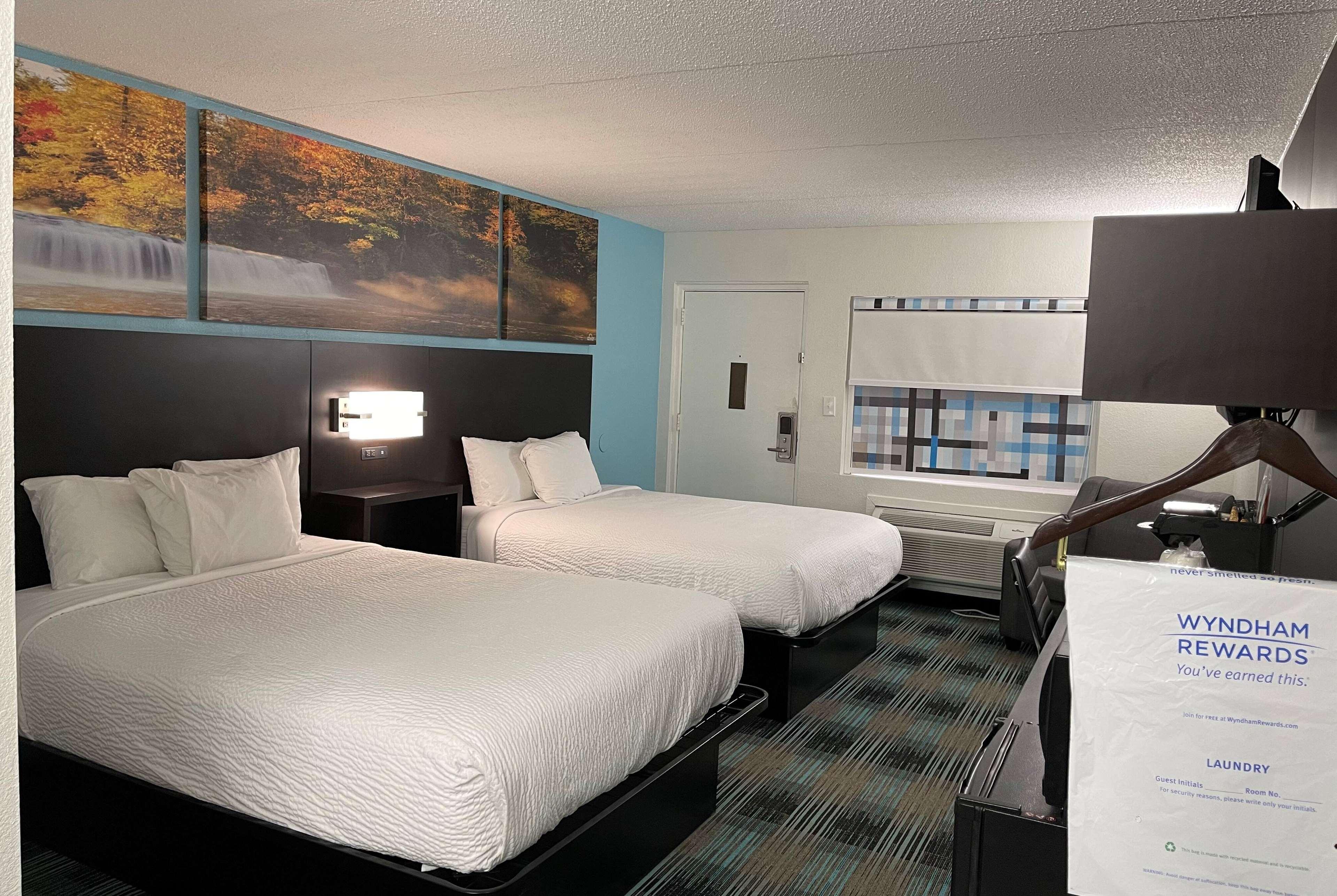 Days Inn By Wyndham Calhoun Ga I-75 And Us-41 Exteriér fotografie