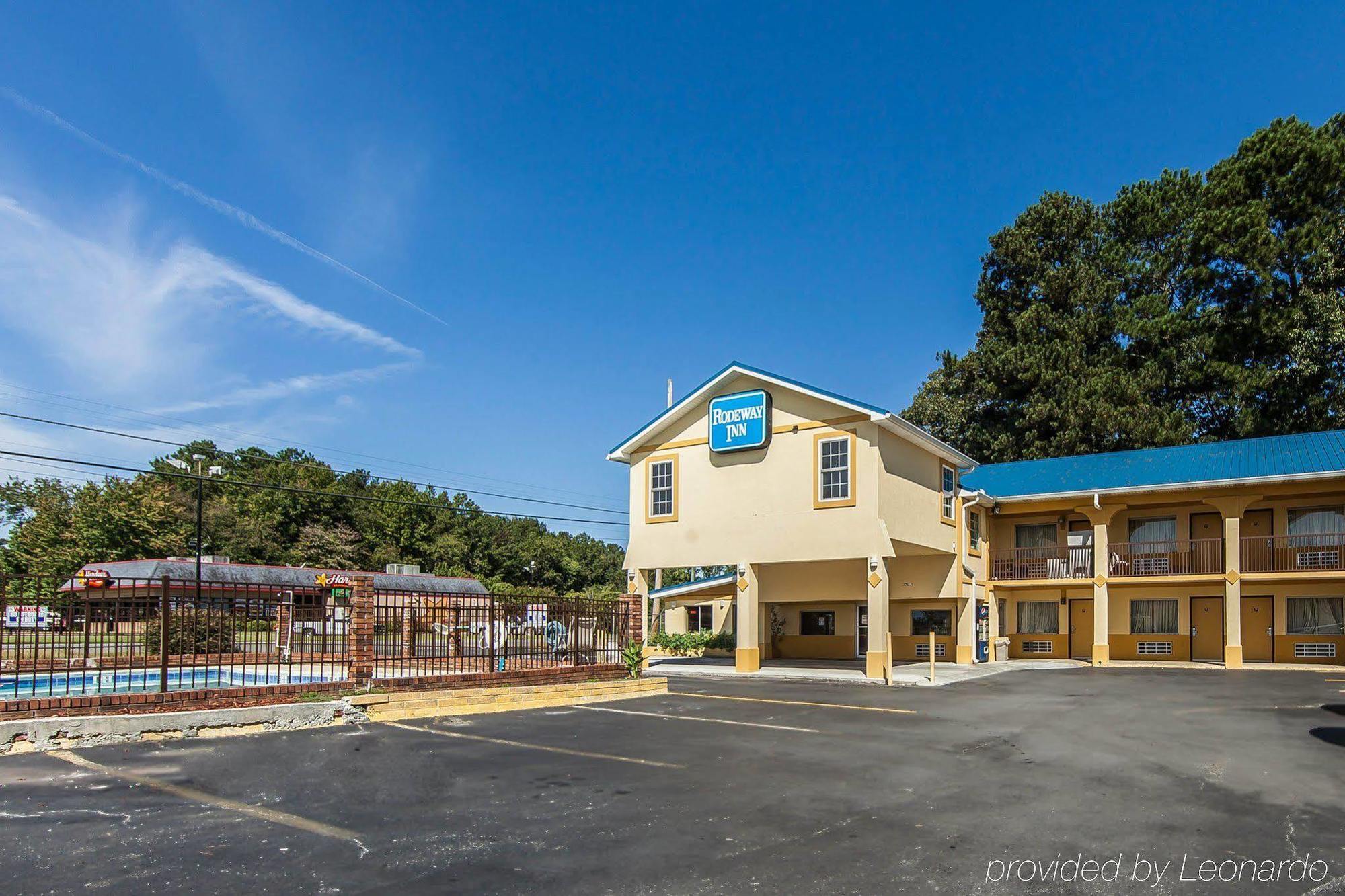 Days Inn By Wyndham Calhoun Ga I-75 And Us-41 Exteriér fotografie